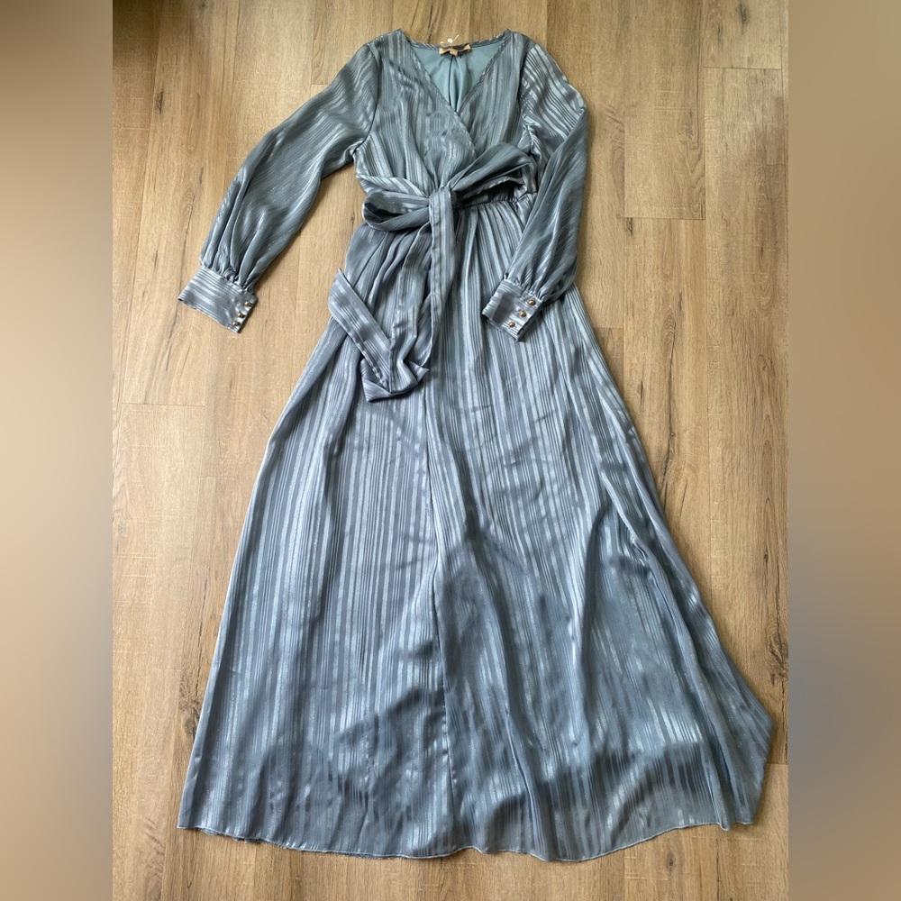 Brand New PinkBlush Maternity maxi dress. Size small color blue. Gold buttons